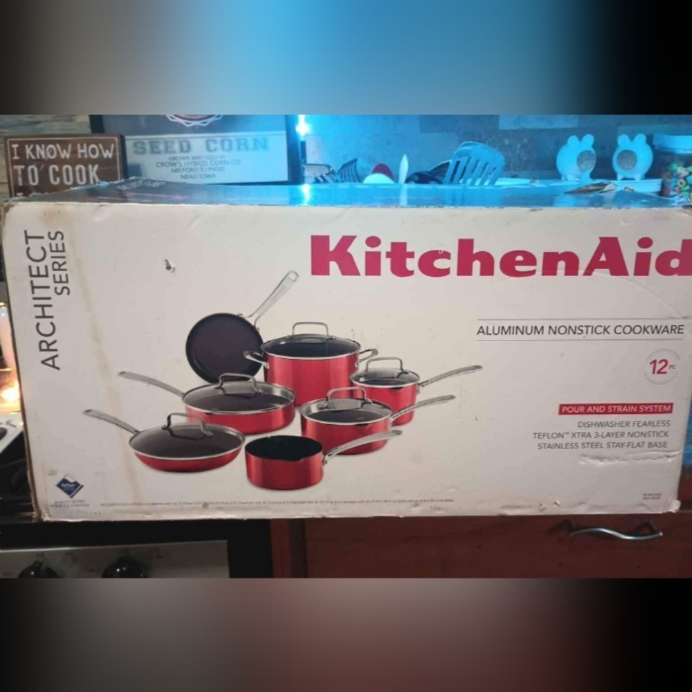 Kitchenaid 12 piece cookware set